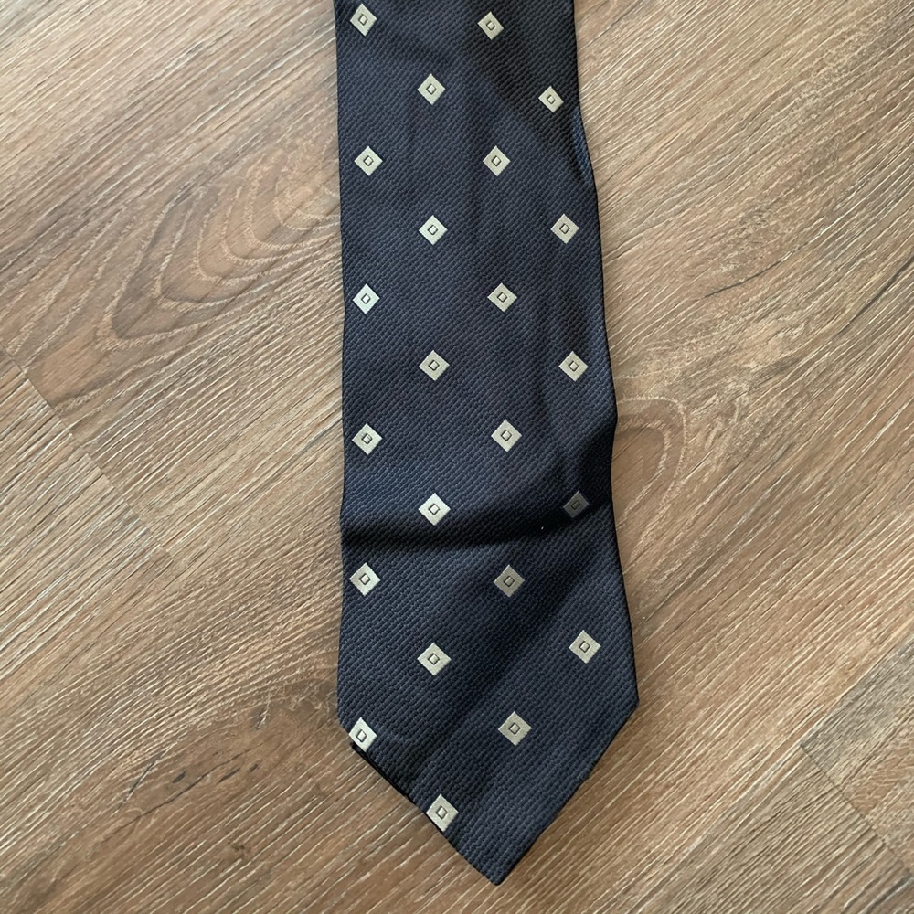 Giorgio Armani Men’s tie